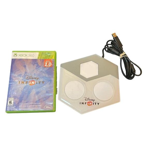 Disney Infinity Portal Base Pad for Xbox 360 Model #INF-8032385 & Disney 2.0Game - Picture 1 of 3